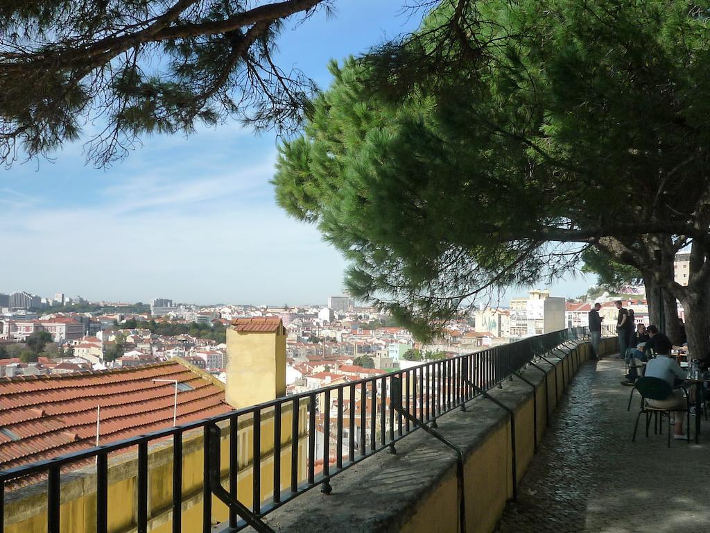 Apartamento Casas Do Castelo Lisboa Exterior foto