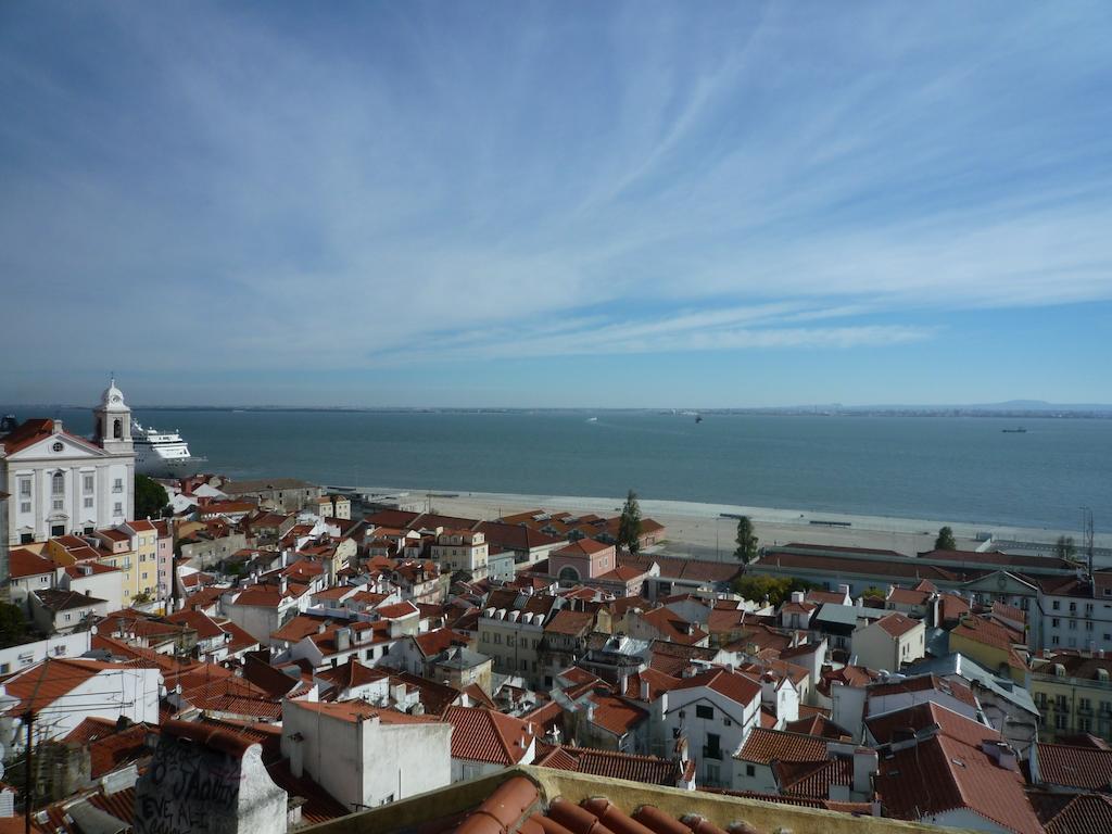 Apartamento Casas Do Castelo Lisboa Exterior foto